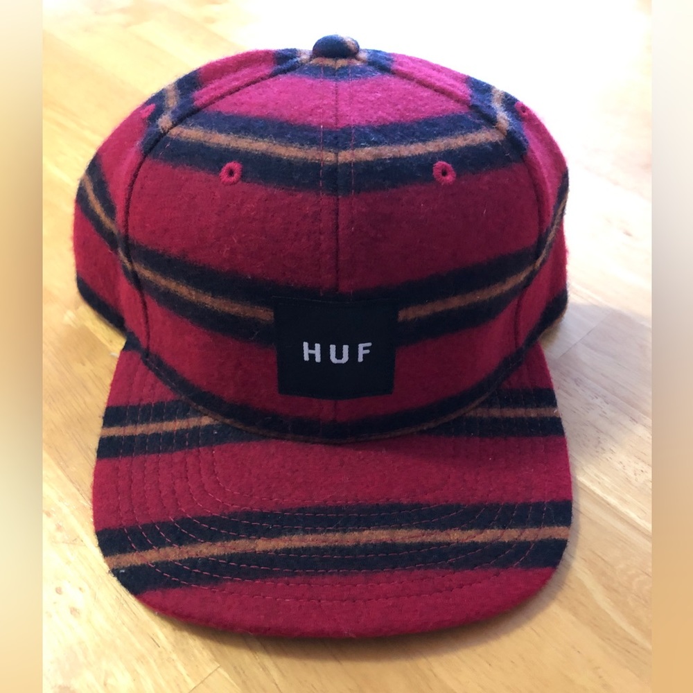 Huf The Natural 70% wool snap back hat. Starter. ❣️